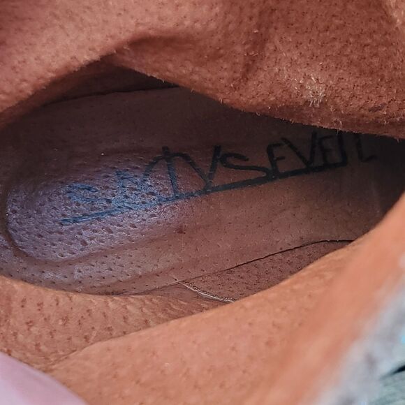 Anthropologie 67 Sixty Seven Brown Distressed Crackled Leather Ankle Boots 36 - Picture 10 of 12